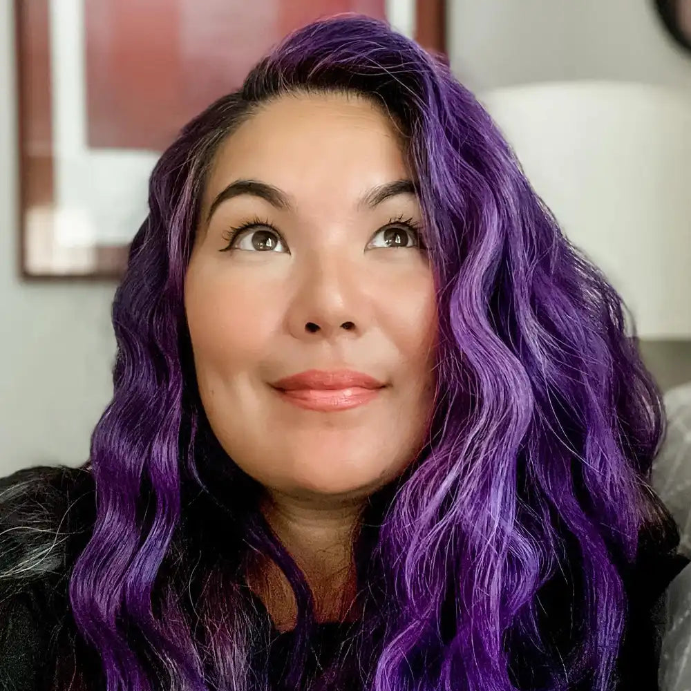 Vibrant Purple Coloring Conditioner Secondary image