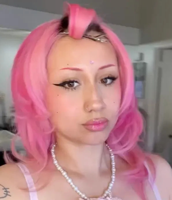 Cotton Candy Pink Color Depositing Daily Conditioner